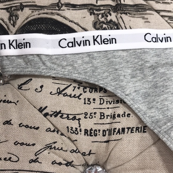 🛍3/$30🛍 Calvin Klein Carousel Thong - Picture 4 of 8